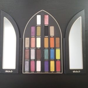 Kat Von D Saint and Sinner Eye Shadow Pallette